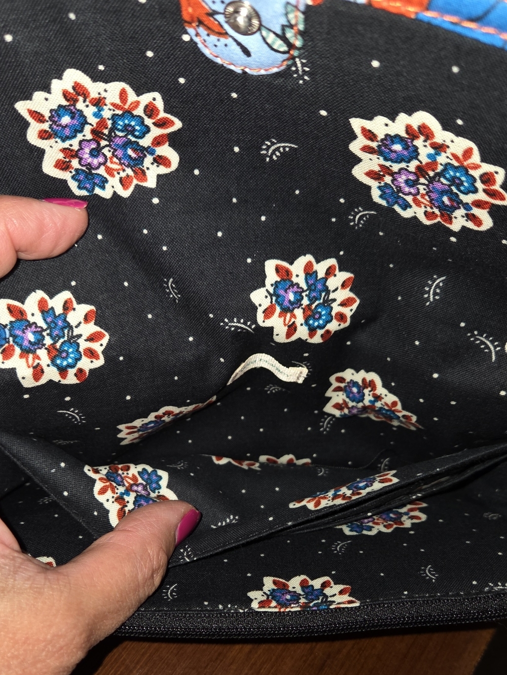 Vera Bradley Wildwood Wallet Crossbody - Picture 9 of 15